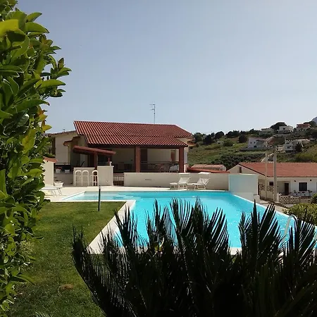 Villa Piscina Sul Mare, Heated Pool *