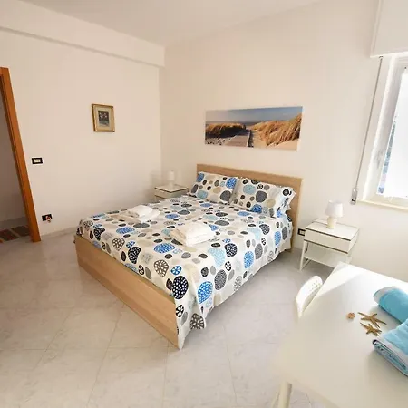 Villa Piscina Sul Mare, Heated Pool