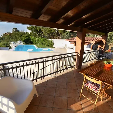 Piscina Sul Mare, Heated Pool *