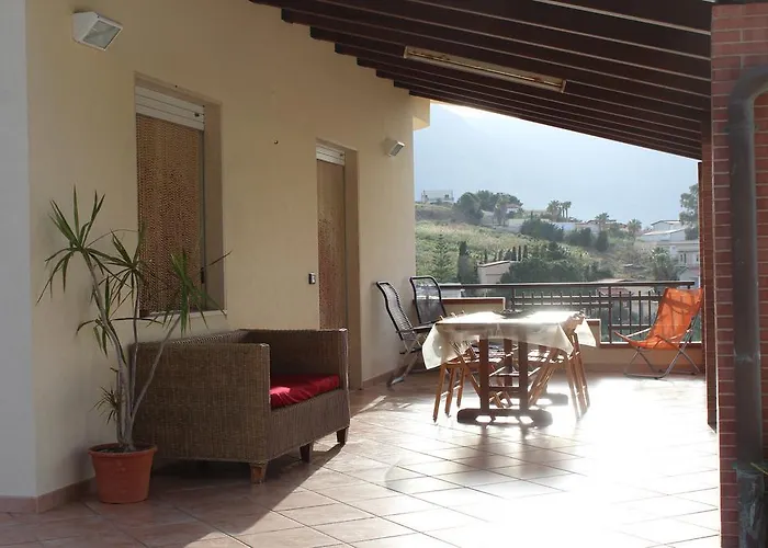 Piscina Sul Mare, Heated Pool *