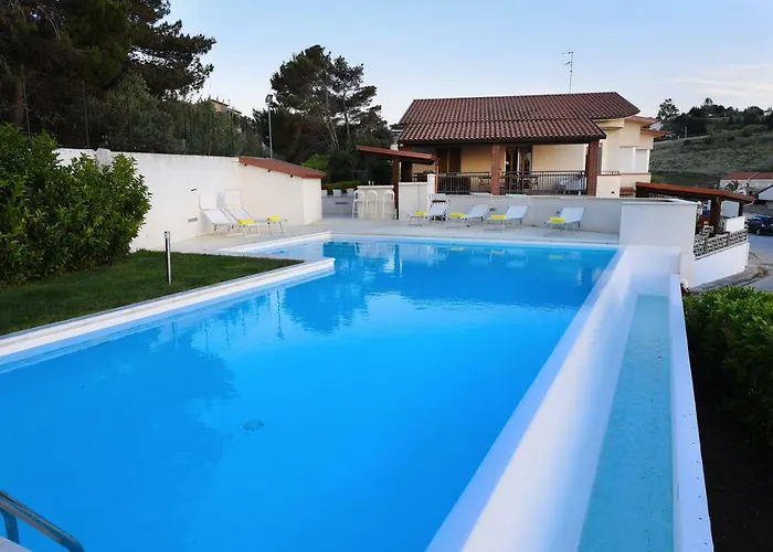 Villa Piscina Sul Mare, Heated Pool *